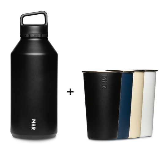 64oz-wm-bottle-4x-pint-cups-c6 64oz-bundle-04.png