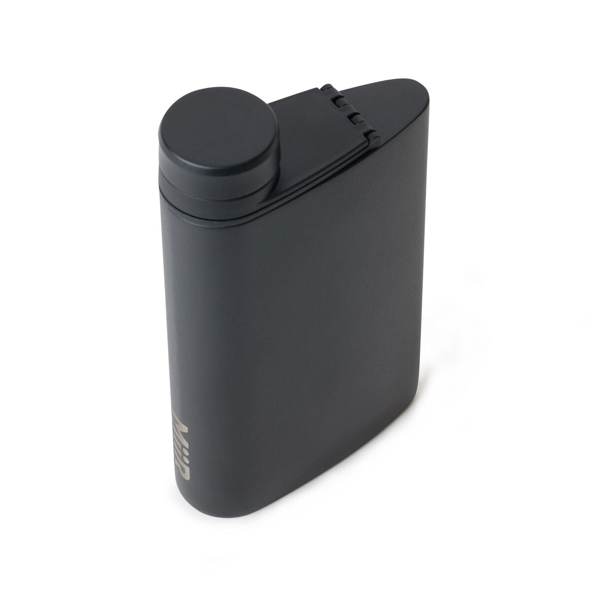 aero-flask-c3 WebPDP-Flask_Black_Studio_1022_45Deg_Closed__FLK1SSOS002.jpg