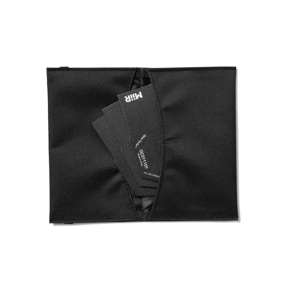 pourigami-q5 WebPDP-Pourigami_Black_Case__POG2SN00002_Studio_Open.jpg
